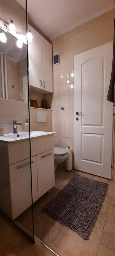 Farmec Studio Apartment Cluj-Napoca Luaran gambar