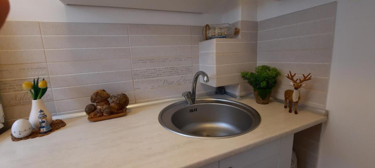 Farmec Studio Apartment Cluj-Napoca Luaran gambar